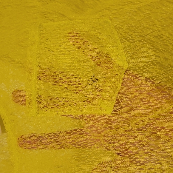 Mudd 2 piece yellow top size L - Picture 4 of 4